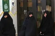 تصاویری از ریحانه سادات و هانیه رییسی دختران رئیس جمهور شهید