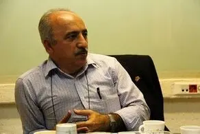 یک حقوقدان: حتی اگر ارز را هم به 4200 برگردانند قیمت‌ها کاهش پیدا نخواهد کرد! 