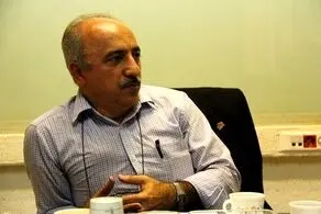 یک حقوقدان: حتی اگر ارز را هم به 4200 برگردانند قیمت‌ها کاهش پیدا نخواهد کرد! 