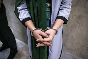 زورگیری یک زن و همدستانش با کلت و شوکر/ باند شیرین منهدم شد