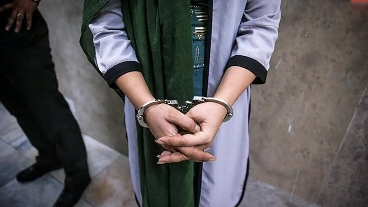 زورگیری یک زن و همدستانش با کلت و شوکر/ باند شیرین منهدم شد