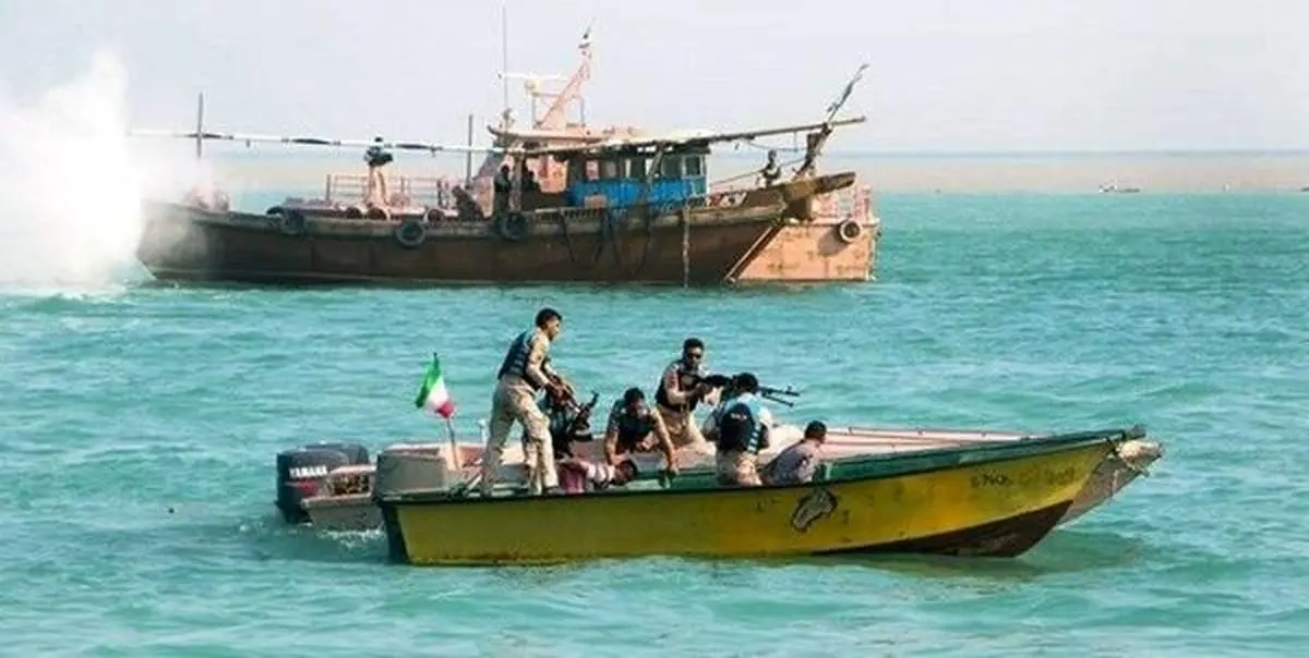  توقیف ۵ فروند شناور صیادی حامل سوخت قاچاق در مرزهای دریایی سیستان‌وبلوچستان