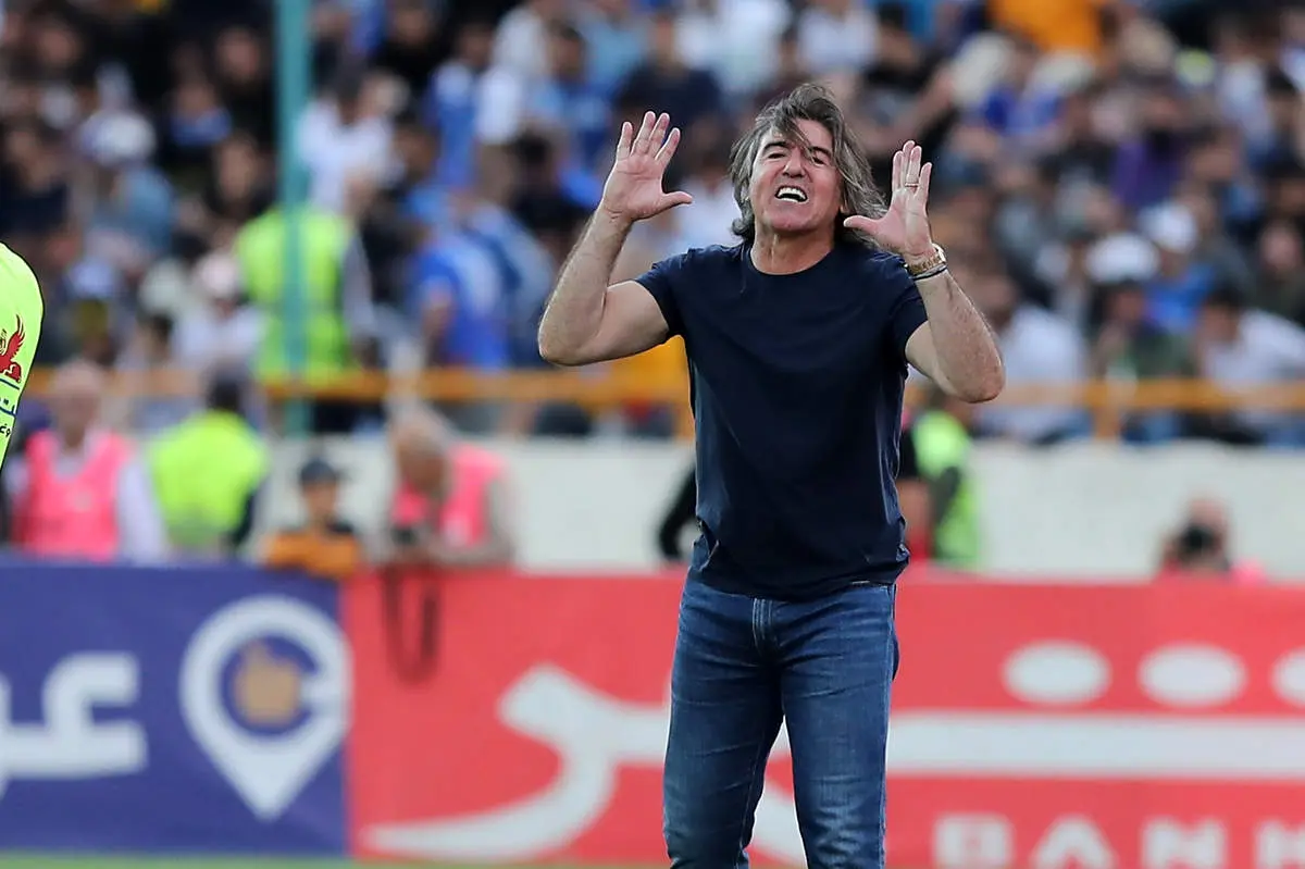 رفتار زشت و زننده ساپینتو با مربی استقلال!