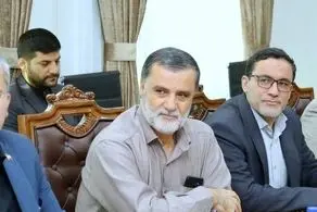 عضو جبهه پایداری بدون لباس روحانی در دیدار با طالبان + ببینید 