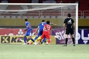  تلاش استقلالی ها برای اضافه کردن یک بازیکن در دبی