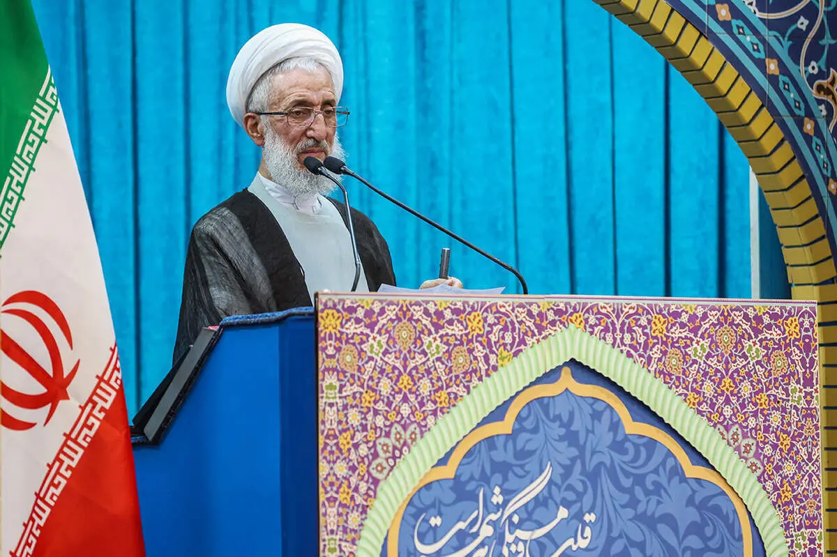 دشمنان با شایعه پراکنی به دنبال ایجاد اضطراب در جامعه هستند 