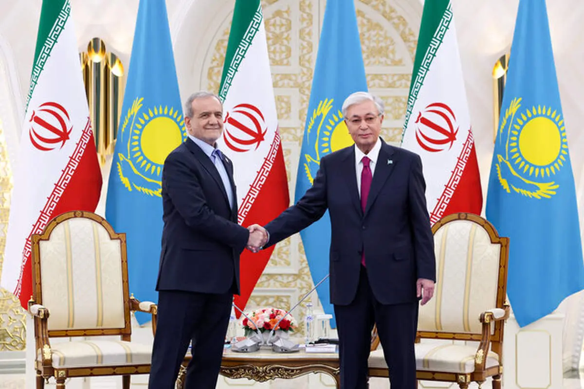 پزشکیان: نقشه راه روابط تجاری تهران - آستانه برای ارتقای سطح تجارت آماده اجراست