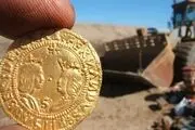 معمای دریایی تاریخ؛ کشتی پر از سکه های طلا در بیابان پیدا شد + عکس