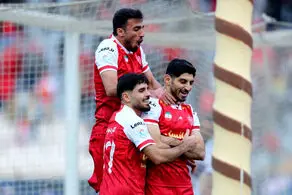 گزارش تصویری| بازی پرسپولیس و هوادار