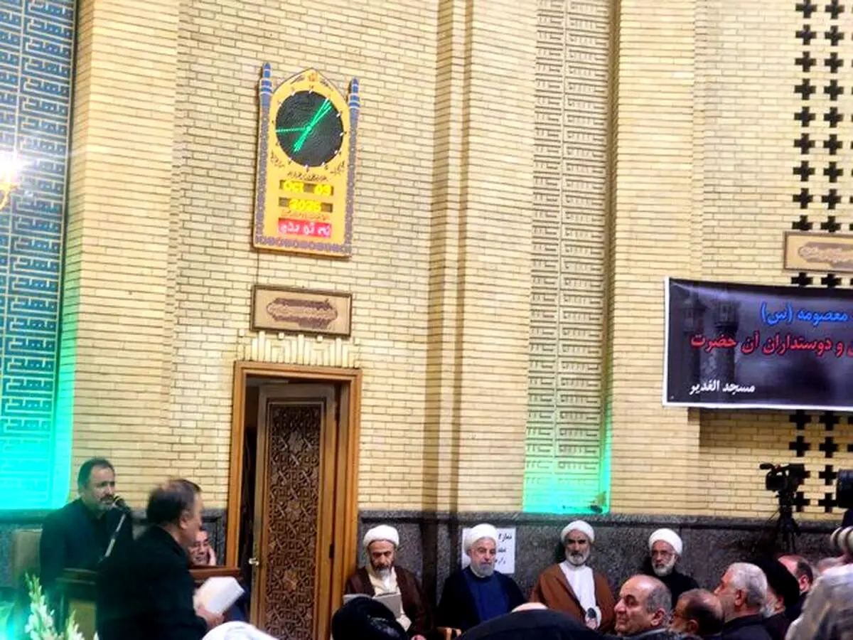 حضور حسن روحانی در مراسم ختم همسر آیت الله سیستانی