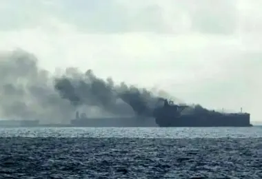 سپاه پاسداران یک نفتکش آمریکایی را هدف قرار داد 