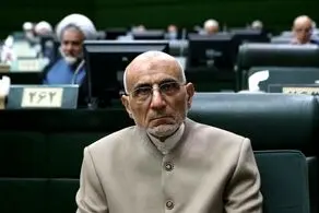 وزیر پیشین ارشاد ادعا می کند که پرویز پرستویی را نمی‌شناسد