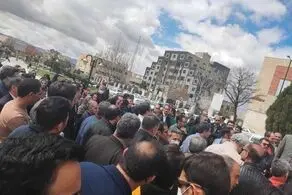 انتقاد روزنامه اصولگرا از نماینده تندرو: مملکت این همه مشکل دارد و شما به کارهای فرعی و حاشیه‌ای مشغولید