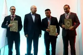 قالیباف نشان «سَمت درست تاریخ» را به مقامات ونزوئلا اهدا کرد