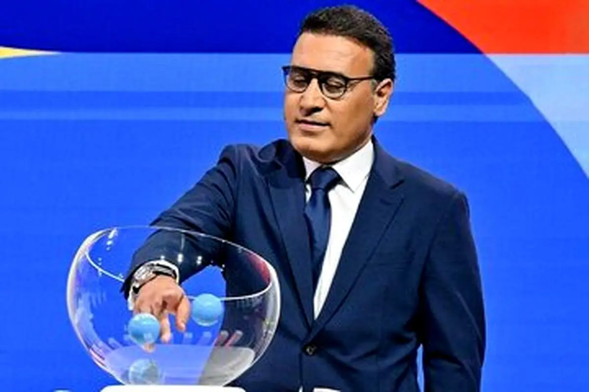 سلفی مهدوی‌کیا با کاپ جام جهانی و ساعت ۱۸۰ میلیون تومانی/ عکس
