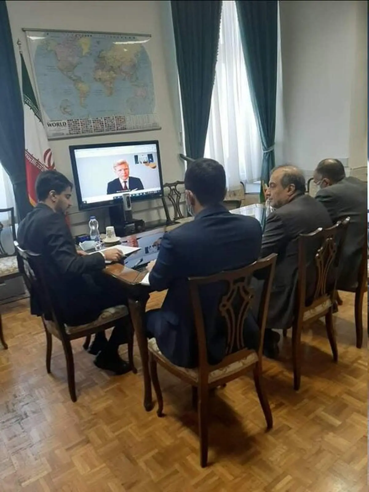 گفت‌وگوی مشاور ارشد وزیر خارجه با فرستاده ویژه دبیرکل سازمان ملل در امور یمن