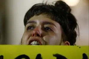 تجاوز 30 مرد به دختر 16 ساله/ فیلم سیاه تعرض مردم را خشمگین کرد