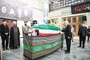 محمد رضا عارف در کنار پیکر محمد اسماعیل شوشتری + ببینید 