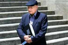 میرکاظمی هم می‌رود