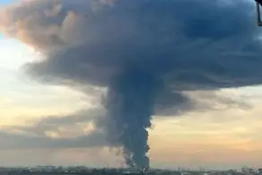 اولین تصاویر از آتش‌سوزی مهیب در شرکت کاله