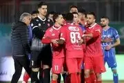 درگیری بازیکنان پرسپولیس با خودشان بعد از دربی!/عکس