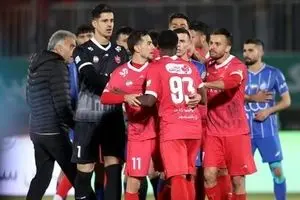 درگیری بازیکنان پرسپولیس با خودشان بعد از دربی!/عکس