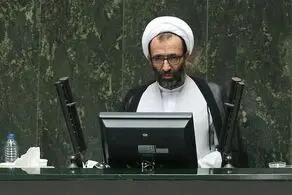 عضو هیات رییسه مجلس: ابلاغ قانون حجاب تا ارائه لایحه اصلاحی دولت به تعویق افتاد