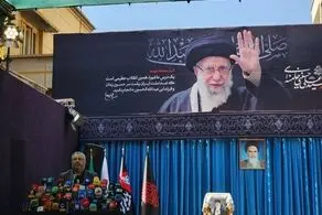تشییع پیکر رهبر شهید در عراق