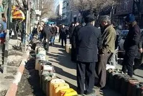 مرگ زن بیچاره بعد از ۳ روز در صف نفت بودن