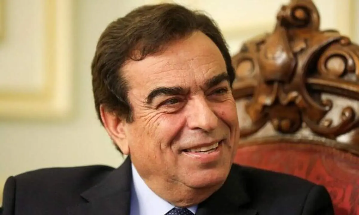 از هیچ چیز پشیمان نیستم