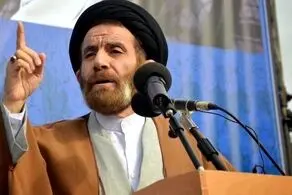 نماینده ولی فقیه در لرستان: دستگاه‌ها به موضوع چشم چرانی ورود کنند 