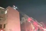 آتش سوزی مهیب یک خوابگاه دانشجویی در کریمخان تهران/ ۱۱ نفر مصدوم شدند