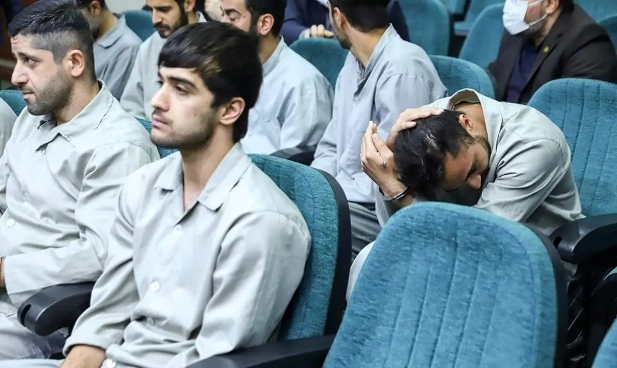 در کیلومتر 5 آزادراه کرج-قزوین چه شد؟| اعتراف یک زن در مقابل دوربین+ببینید