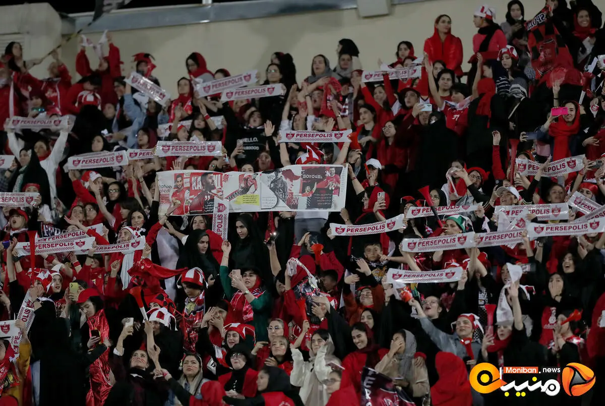 زنان پرسپولیسی هم گل سالم گل گهر به پرسپولیس را دیدند!