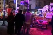 التماس مادر و پسر یکی از آتش نشانان حاضر در خیابان بهار + عکس