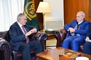 ابلاغ نامه عراقچی به وزیر خارجه پاکستان