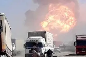 ۱۰۰۰ دستگاه کامیون در انفجار گمرک اسلام‌قلعه دچار حریق شدند/ مرز دوغارون حداقل ۲ هفته تعطیل است