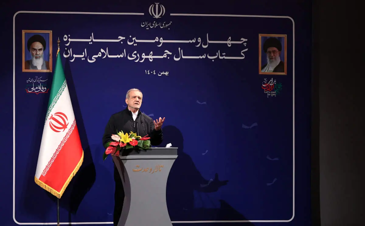 مشکلاتی که ما امروز با آن مواجهیم ناشی از عدم آگاهی و عدم مطالعه است