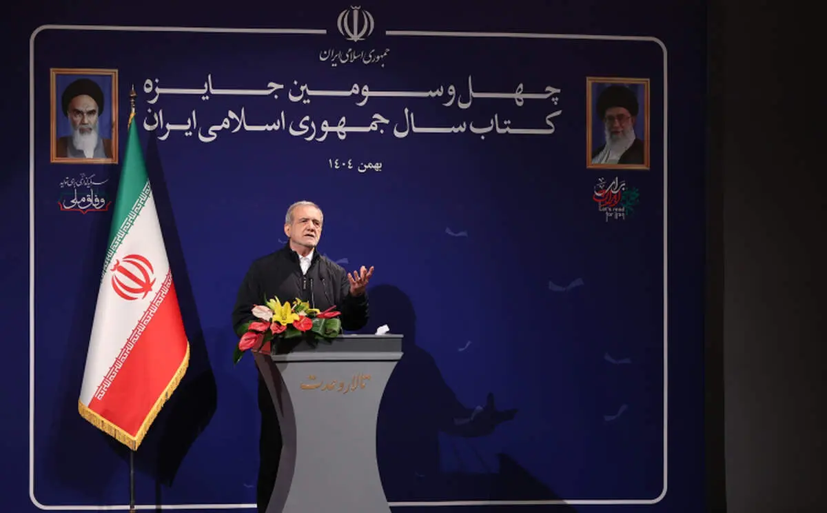 مشکلاتی که ما امروز با آن مواجهیم ناشی از عدم آگاهی و عدم مطالعه است