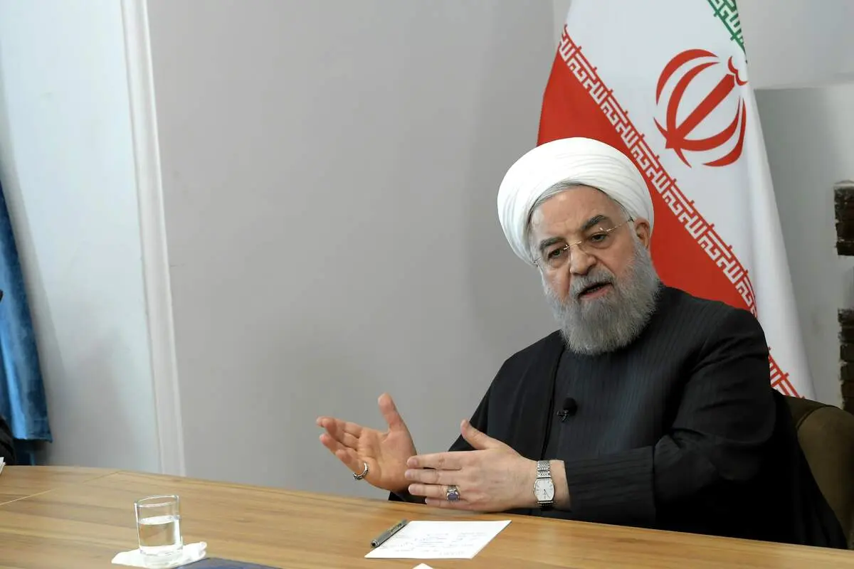 چالش ده ساله حسن روحانی به روایت یک عکس + ببینید 