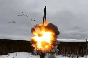 هشدار به آمریکا؛ این موشک ها در عرض ۳۰ دقیقه به کاخ سفید می‌رسند