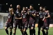 پرسولیس در سه دقیقه حامد لک را گلباران کرد/ فیلم