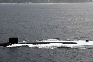 تنگه هرمز باز نخواهد شد