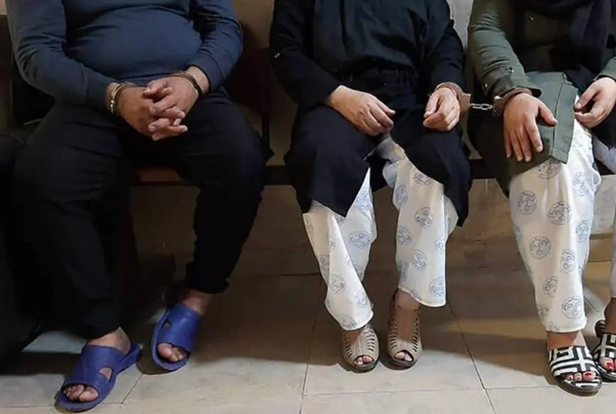 آزار شیطانی دختر بچه ۳ساله توسط همسایه شیطان صفت ! / هیچ ردی از دختر بچه نبود تا بوی تعفن جسد در محله پیچید و ..