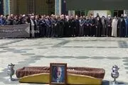 پیکر مرحوم حجازی در حرم امام رضا (ع) آرام گرفت/ حضور سردار قاآنی در مراسم تشییع