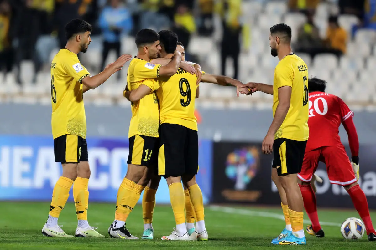 امتیاز ویژه به سپاهان با مجوز 4 ماهه 6 بازیکن!