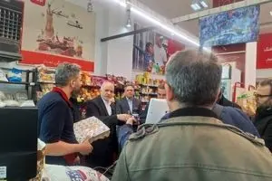 بازدید سرزده وزیر دادگستری از چند واحد صنفی