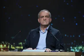 انتشار عکسی زیرخاکی از پزشکیان بعد از مناظره دوم پربازدید شد!