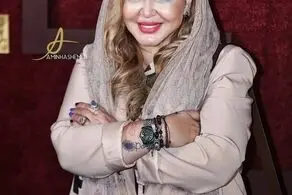 بهاره رهنما روی صحنه تئاتر هم جنجال آفرید!/ فیلم
