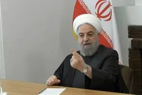 توهین بی ادبانه یک خانم جلسه‌ای به حسن روحانی + ببینید 